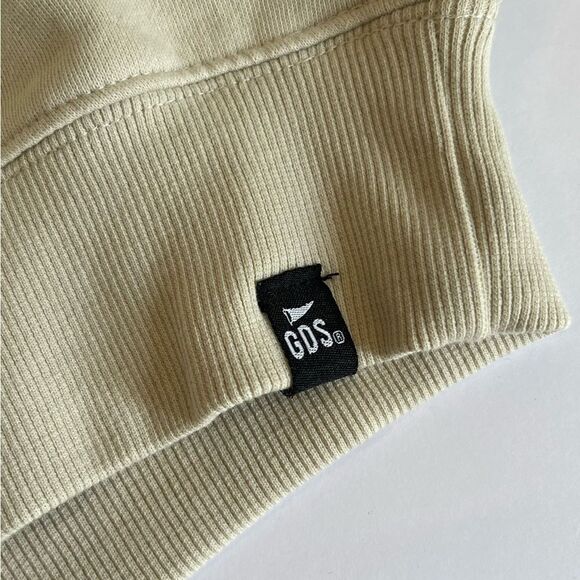 EUC Embroidered Arkansas mock turtleneck sweatshirt. - Picture 3 of 5